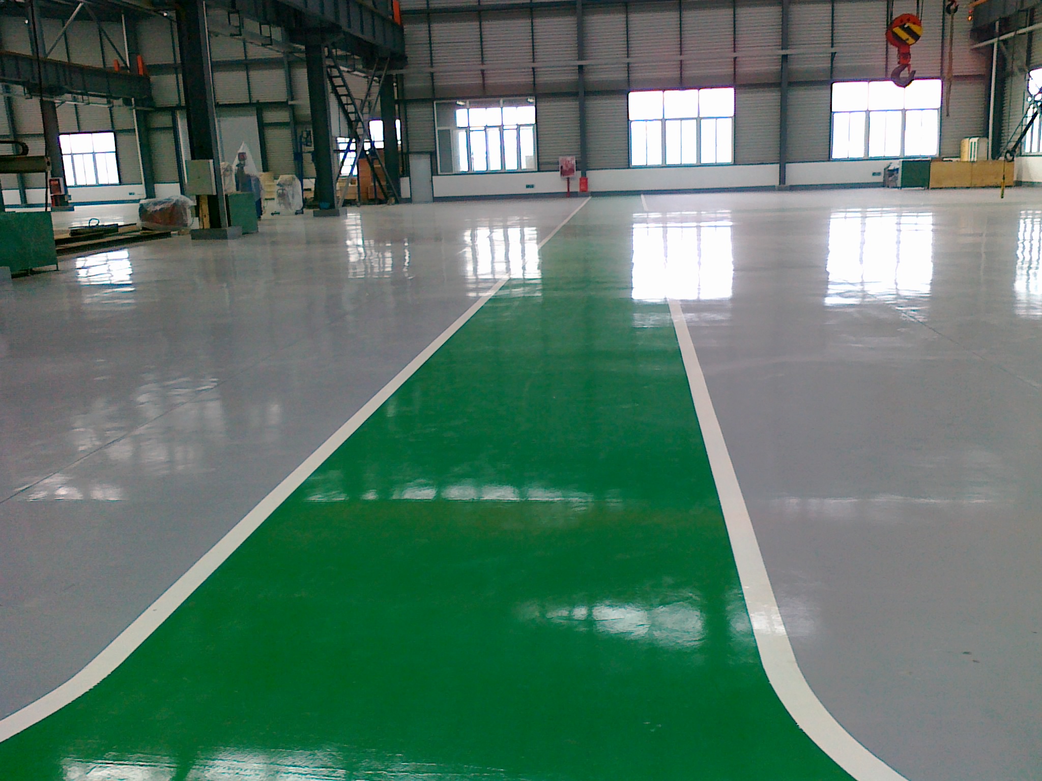 環(huán)氧薄涂地坪 環(huán)氧薄涂地坪