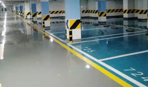 地下室停車場地坪