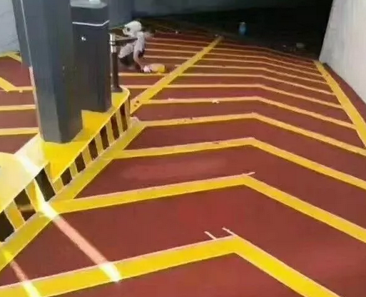 東莞停車場(chǎng)地坪漆